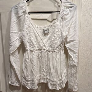 Hollister Women's Ivory Textured Blouse